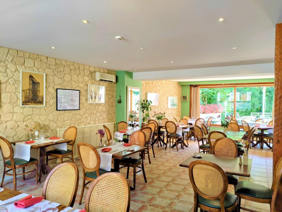 Les Ambassadeurs Logis Hotels Et Restaurant Souillac Esterno foto